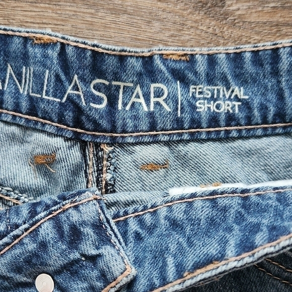 Vanilla Star Frayed Denim Festival Shorts 6 - Picture 7 of 7